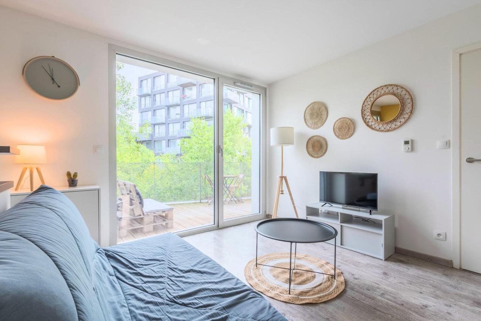 Apartment Near Metro With Parking & Balconies Lille Exteriör bild